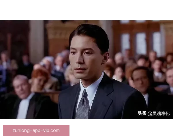 尊龙真实身份揭秘 他在娱乐圈的传奇人生到底如何